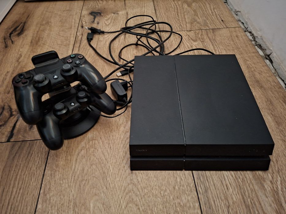 Ps 4 na sprzedaż
