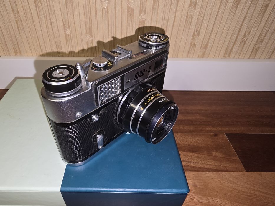 Фотокамера ФЕД 5 (СРСР)