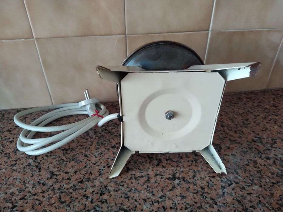 Placa fogão antigo casa quarto cozinha apartamento vivenda escritório.