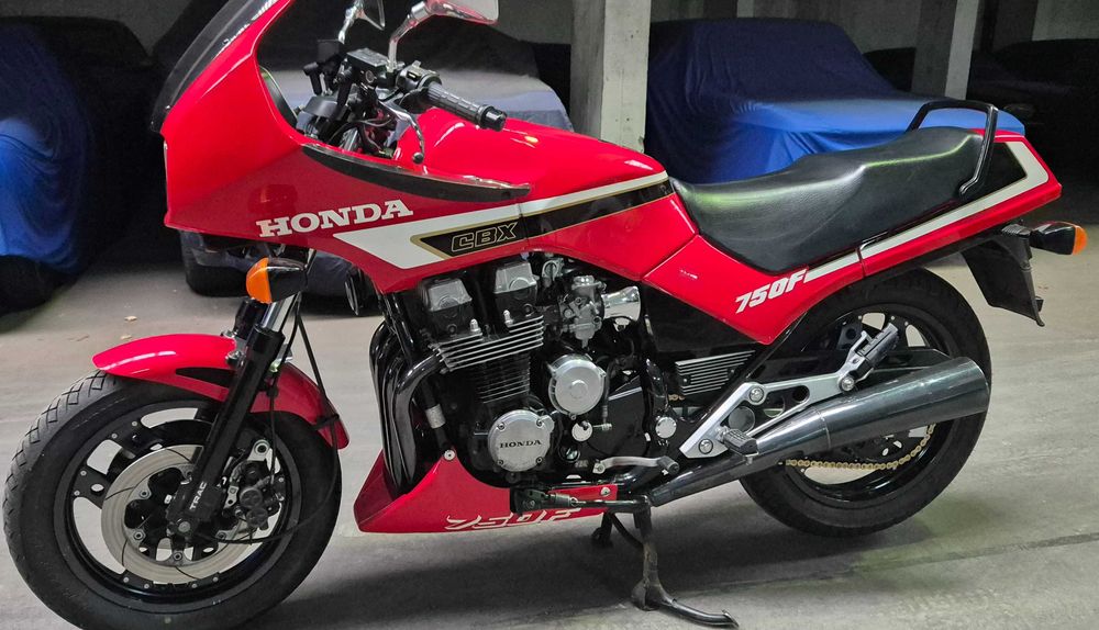 Honda cbx 750  7galo