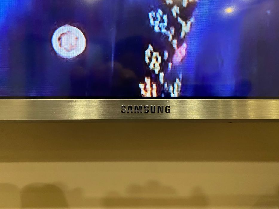 LCD Samsung curvo 55 polegadas