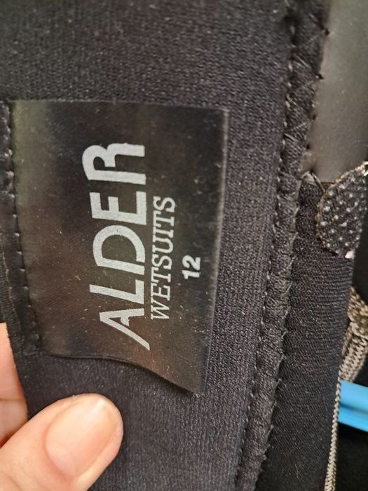 Fato de surf marca Álder