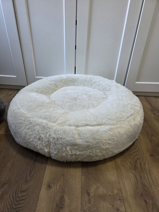 Okrągłe legowisko dla psa Płatek 65 cm,