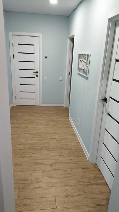 2 ком квартира в ЖК Острова. есть газ.  2 этаж. Марсельская