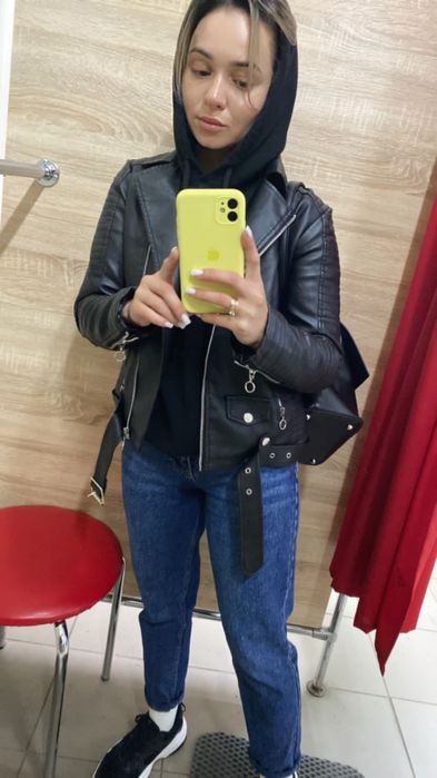 Куртка косуха жіноча