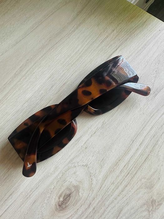 Modne okulary przeciwsłoneczne w panterkę - NOWE