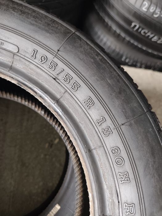 Pneus 195/55r13 Uniroyal Rallye 340/55 com 75% piso