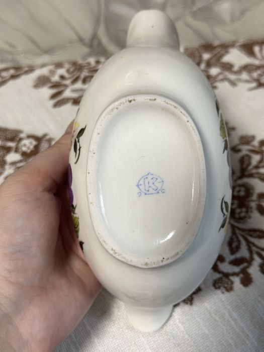 Фарфоровий соусник