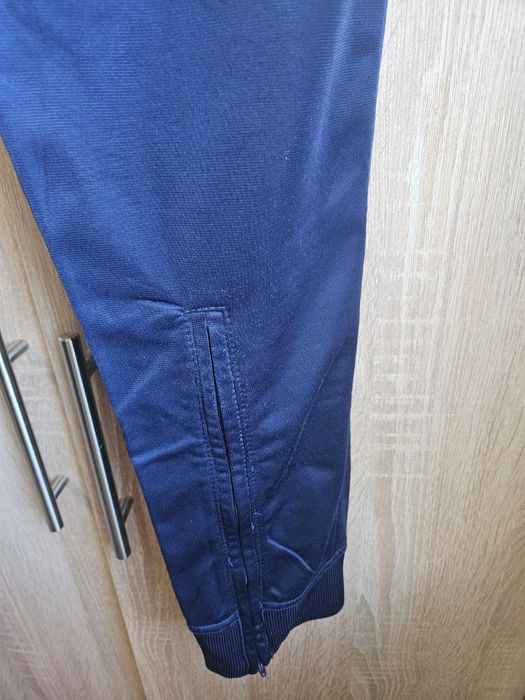 Спортивний костюмGIVOVA