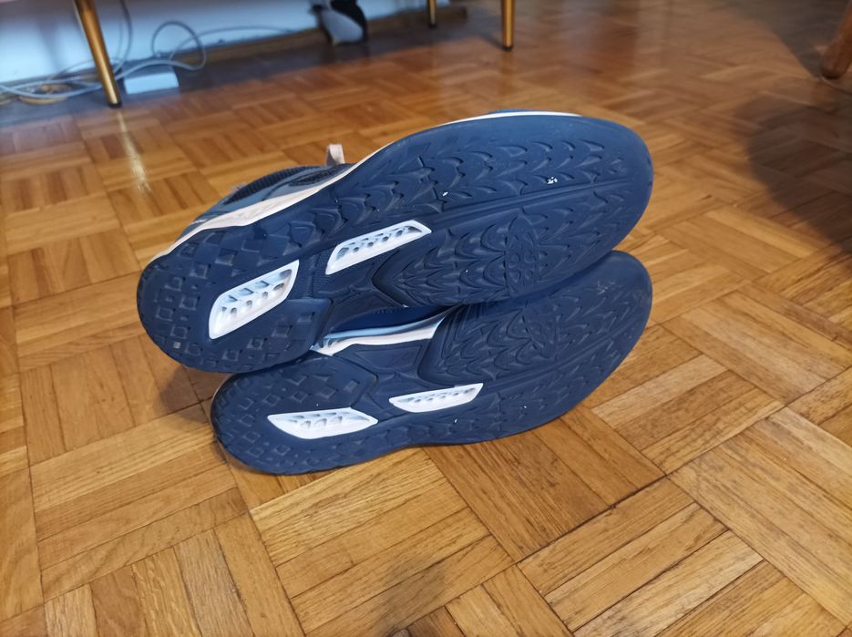 Mizuno Ghost Shadow