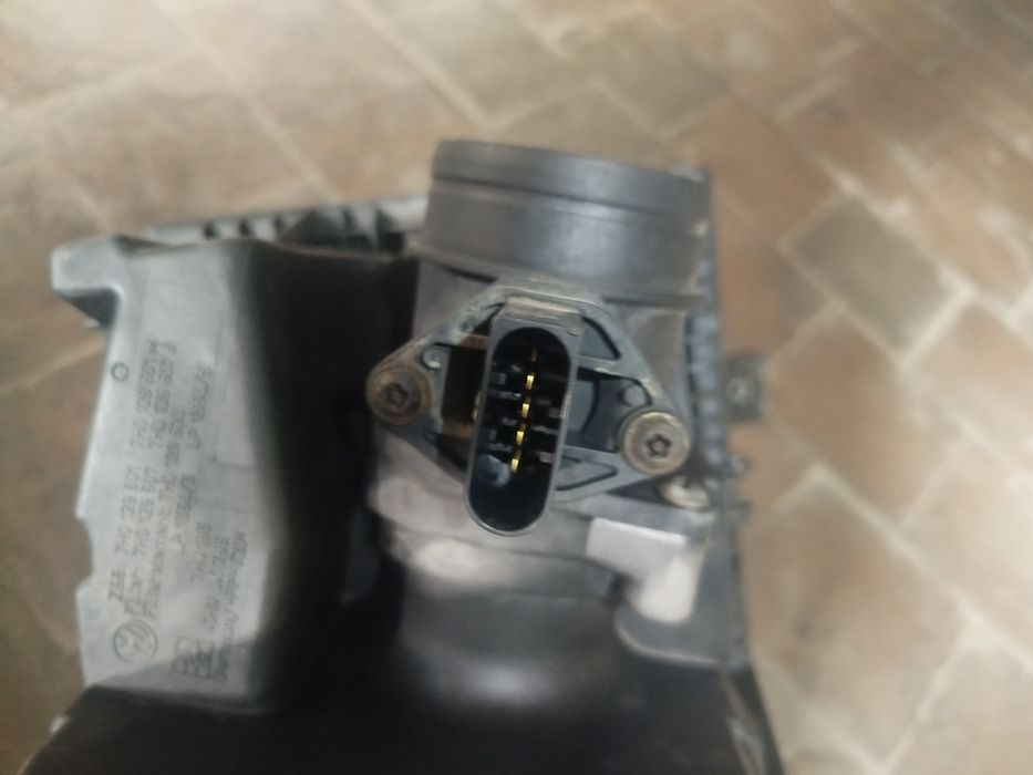 корпус повітряного фільтра з ДМРВ Фольксваген 2.0 tdi