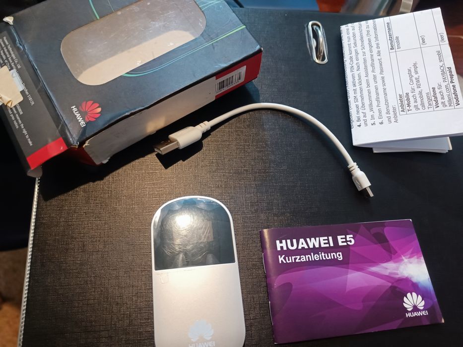 Мобильный роутер huawei e5