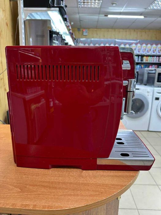 Кавомашина DeLonghi 
EСAM 358.15 R з Німечинни Б\В