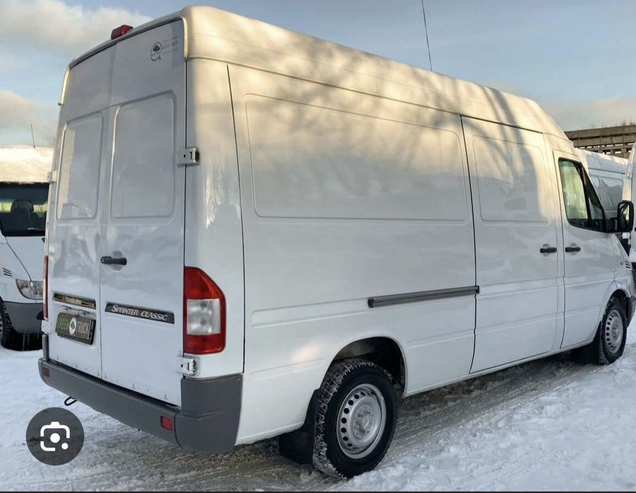 Alugo carrinha com motorista