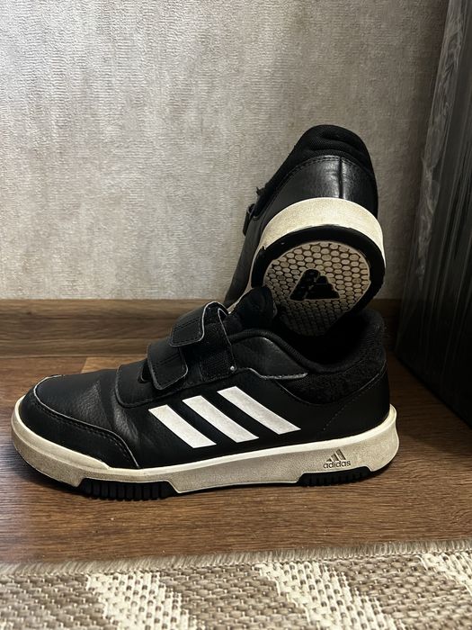 кросівки весна-осіннь