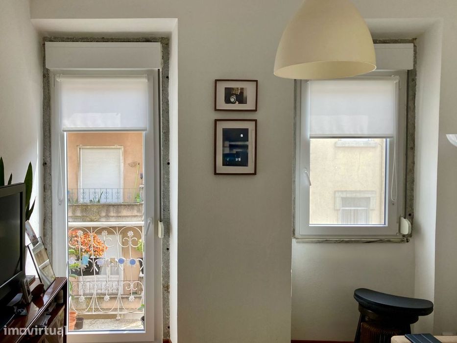 LISBOA É LINDA - Apartamento T3 Renovado na Penha de França - Bairro d
