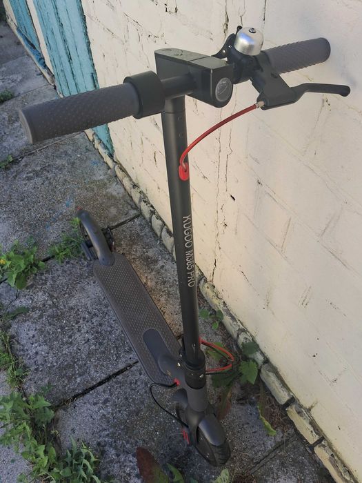 Продам електросамокат  Kugoo 365 в гарному стані. Новий потужний акум.