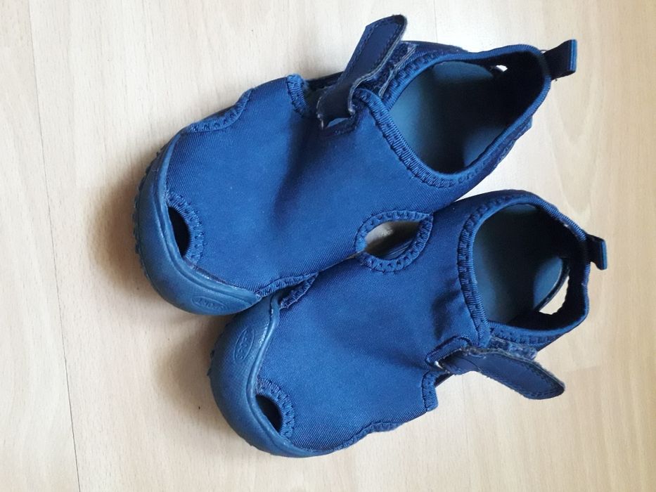 Sandały neoprenowe smyk rozm. 28 granatowy