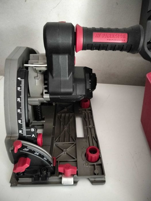 Vendo Máquina de Régua Nova