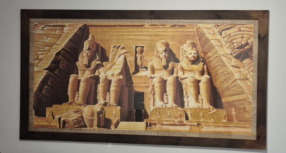 Egipski obraz Abu Simbel, oryginalny papirus z Egiptu w ramie.