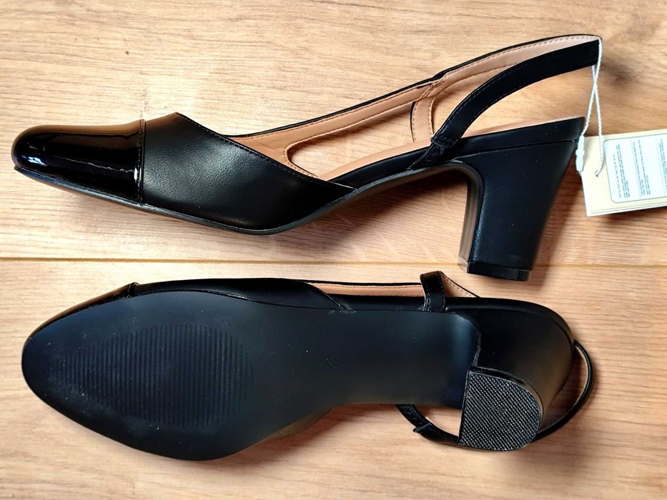 eleganckie pantofle czółenka rozm. 41 czarne lakier nowe