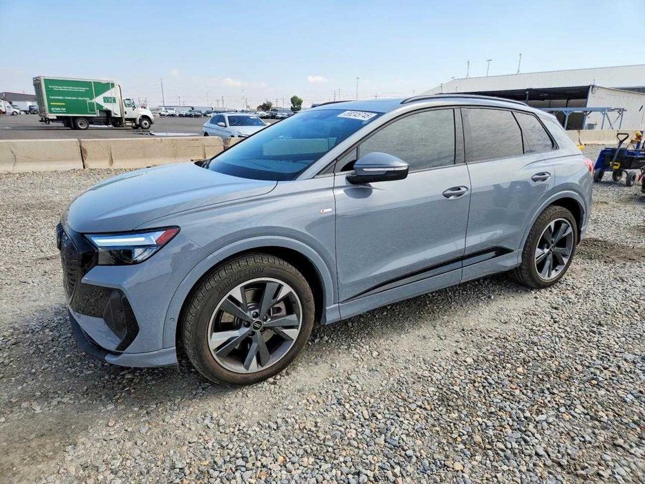 Audi Q4 E-tron Premium Plus 2024
