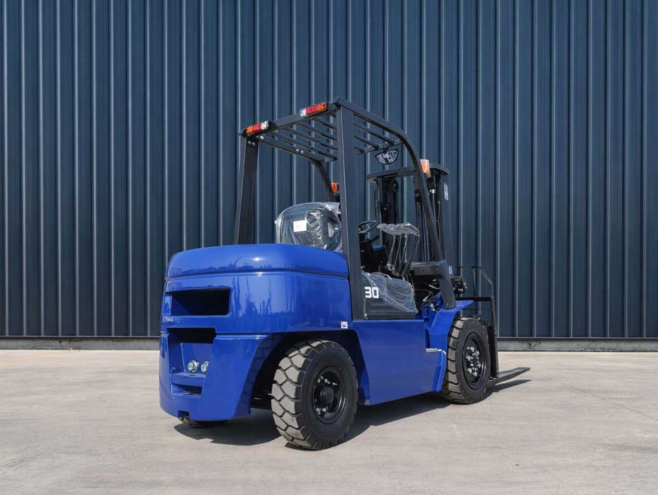 Empilhador 3T Kubota V2403 – RIPPA