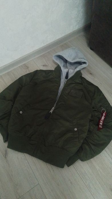 Оригинальний бомбер Alpha Industries MA-1 BOMBER JACKET куртка cwu-45 n-2b b-15
