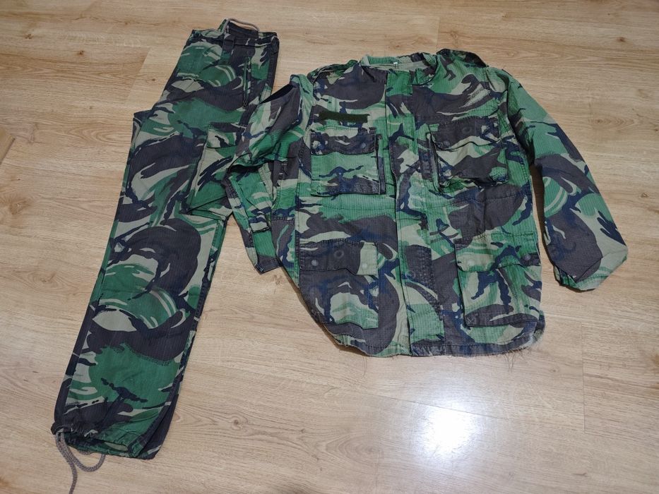 Fardamento camuflado