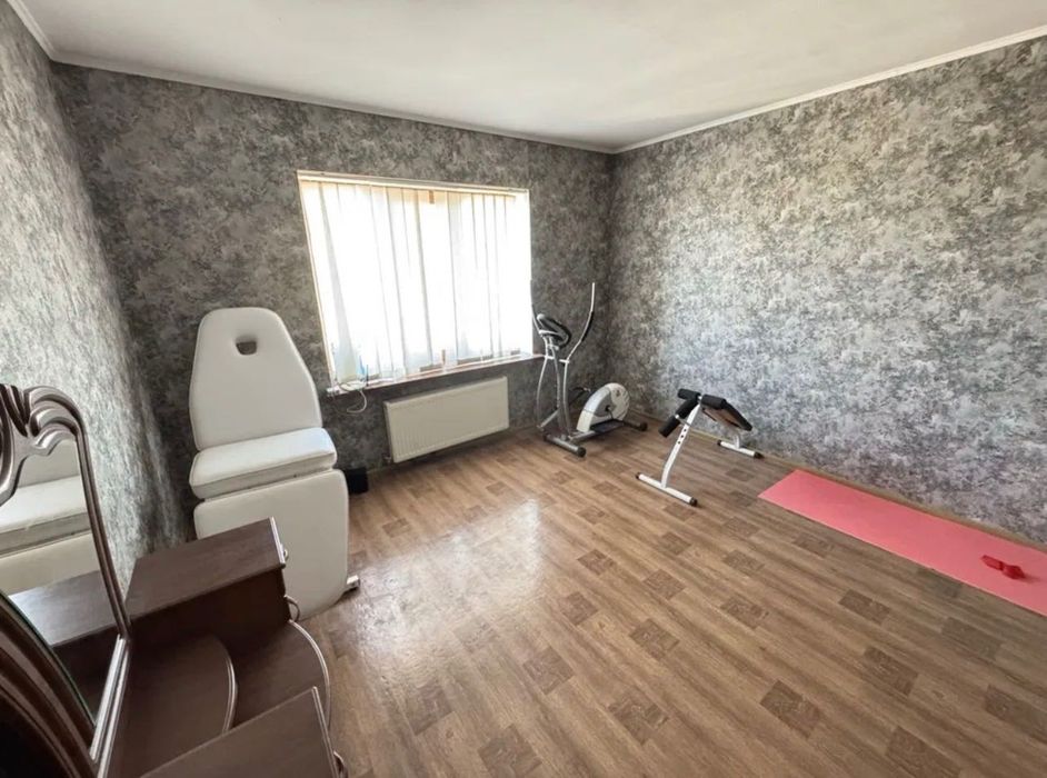 Здається будинок 290 м² біля Броварів! 31 сотка, газ, 30 кВт, 3 види опалення, гараж на 2 авто