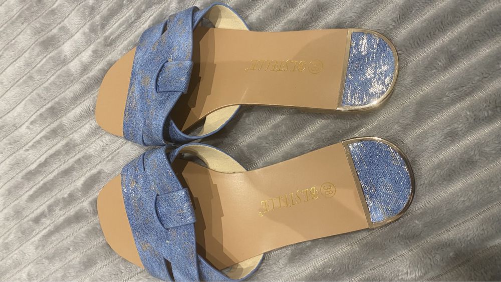 Chinelas ganga prateada