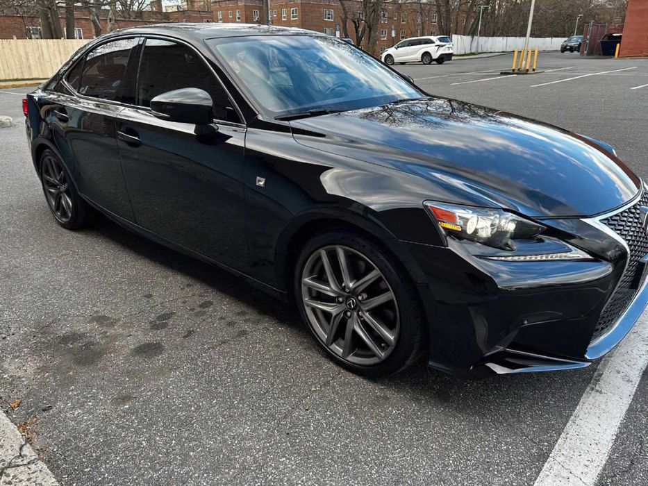 Lexus IS 300      2016