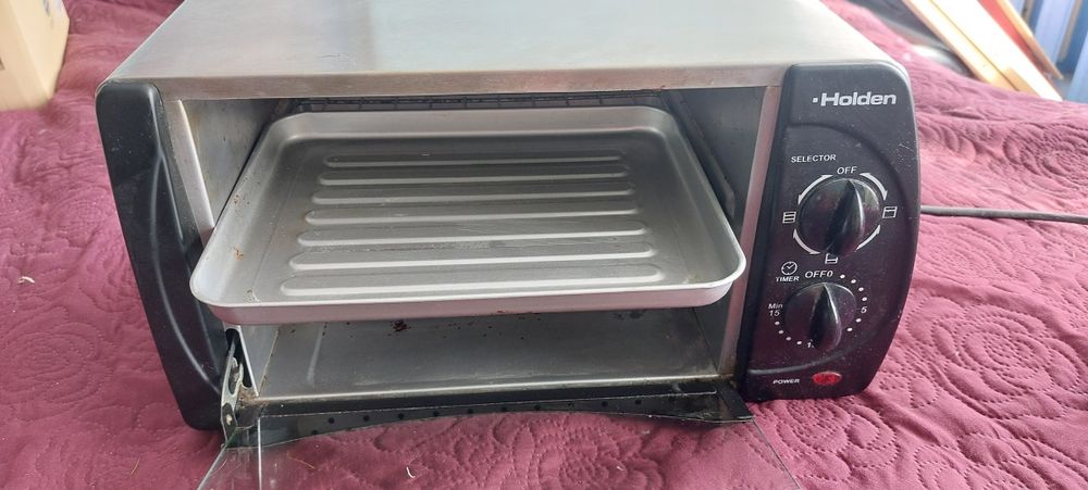 Mini piekarnik holden