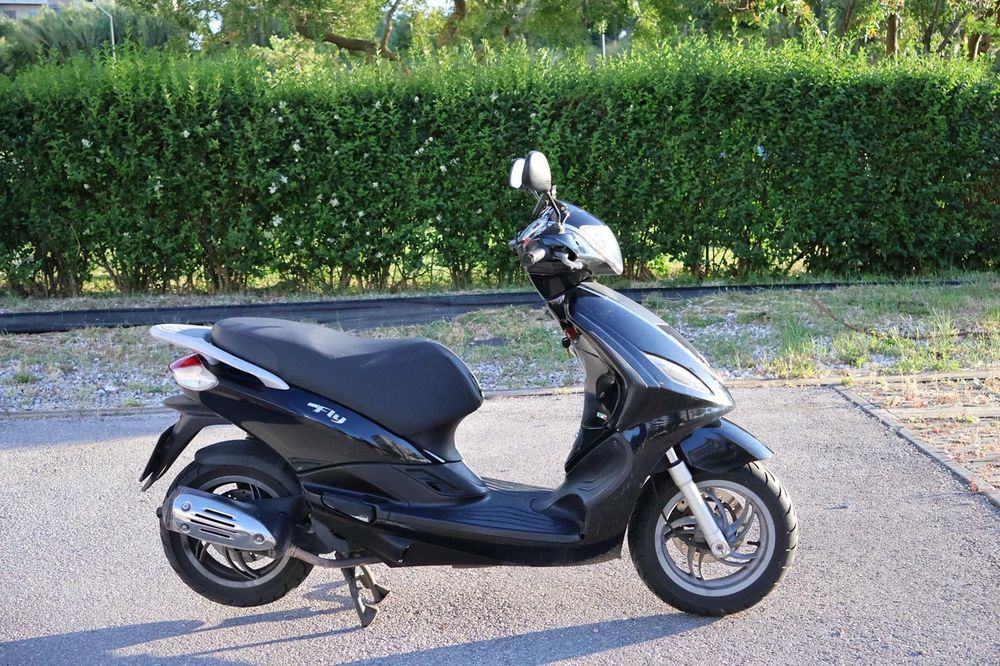 Piaggio Fly 125
