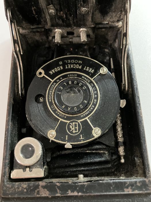 Máquina fotográfica Kodak Vest Pocket Model B