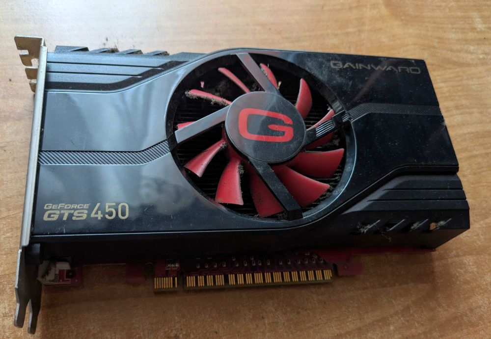 Komputer stacjonarny