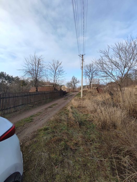 Сосновка продам 51 сотку с домом под снос!