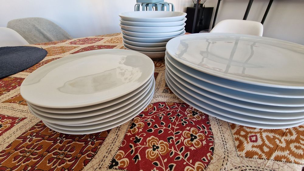 Conjunto pratos de porcelana brancos Zara Home