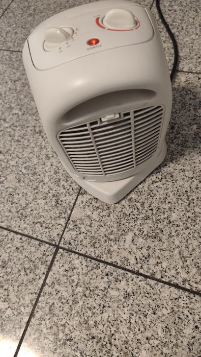 Aquecedor branco pouco usado