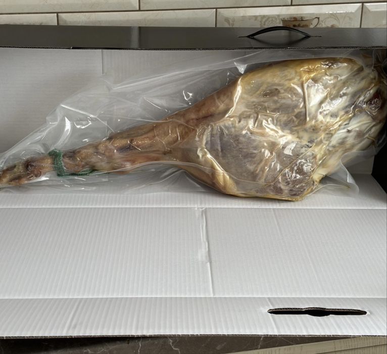 Хамон Costa Brava, набір з підставкою та ножем 6кг, Іспанія