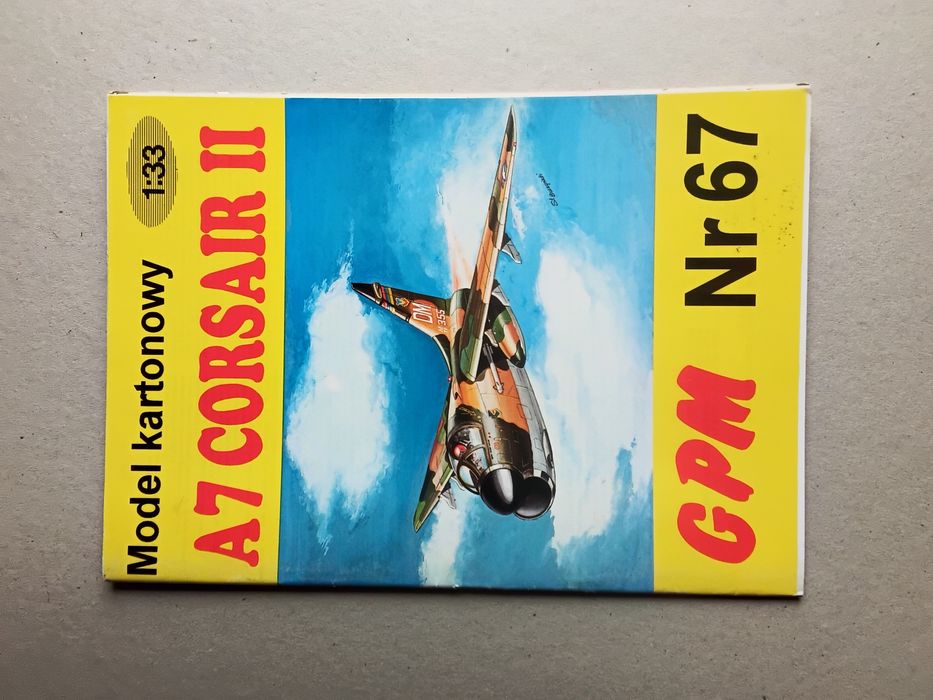 Corsair - model kartonowy