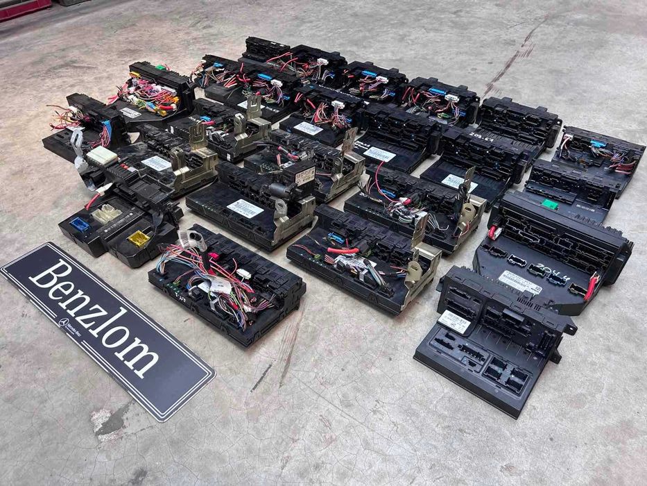 Блок предохранителів SAM Mercedes W204 203 202 208 210 211 реле сам