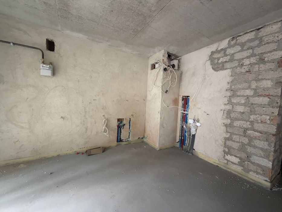 Продаж 1к квартири 43.2 кв. м вул. Тарнавського