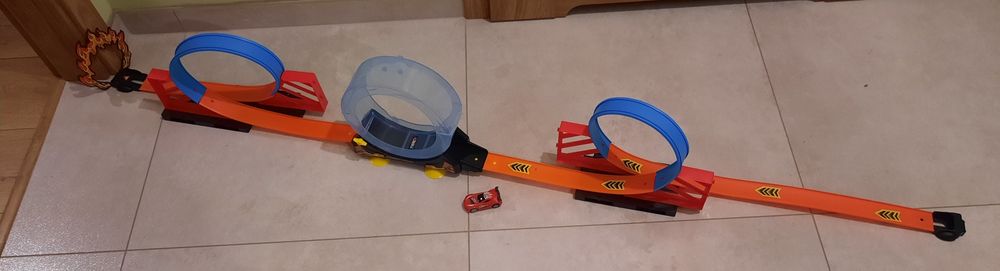 Tor Hot Wheels wyścigowy