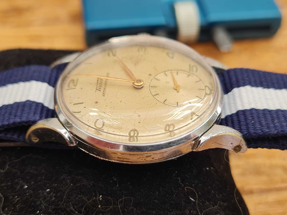 Stary Tissot Antimagnetique krab dolna sekunda z 1950 roku