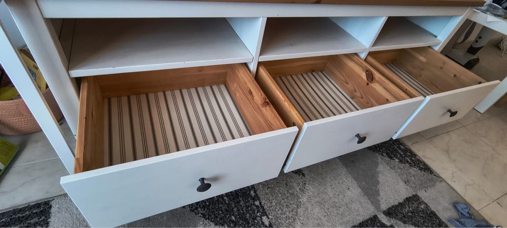 Movel tv ikea  bom estado