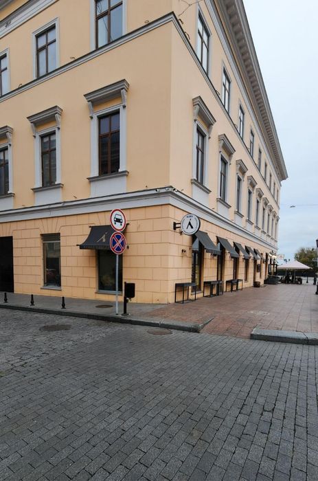 Фасадное помещение ! Аренда! 320м² . БЕЗ КОМИССИИ!