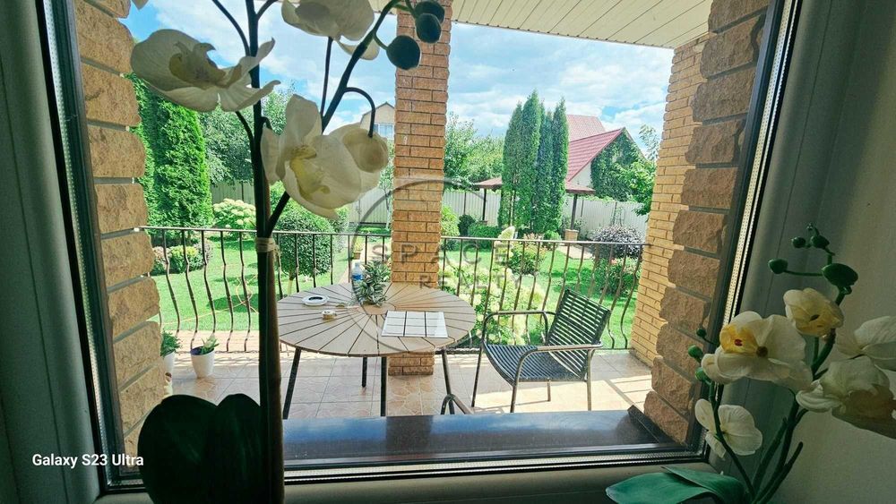 Оренда будинку 234 м² у селищі Проців 3 спальні сауна басейн більярдна