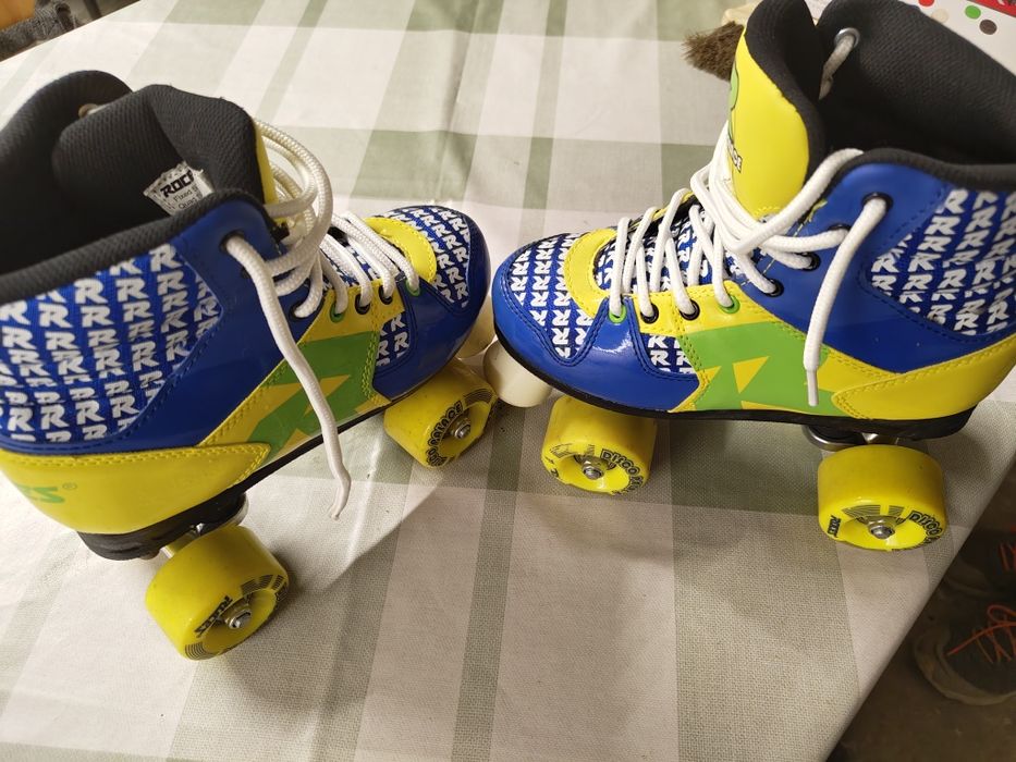 Patins como novos