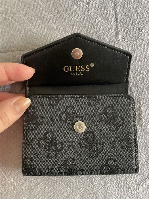 Porta cartoes Guess